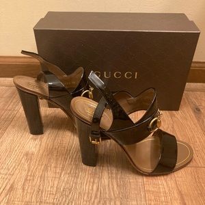 Gucci sandals us8